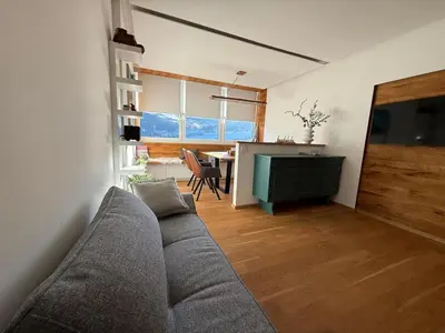 Ein Sitzbereich in der Unterkunft Alpenblick - klein, aber fein