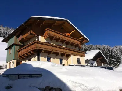 Haus Erika im Winter