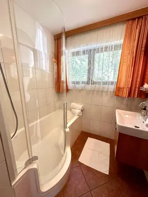 Ein Badezimmer in der Unterkunft Wald Appartement