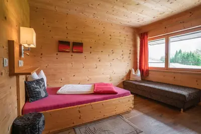 Ein Bett oder Betten in einem Zimmer der Unterkunft Zistelberghof