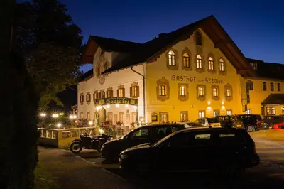 Das Gebäude in dem sich das Gasthaus befindet