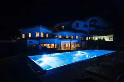 Der Swimmingpool an oder in der Nähe von Chalet Winterbauer