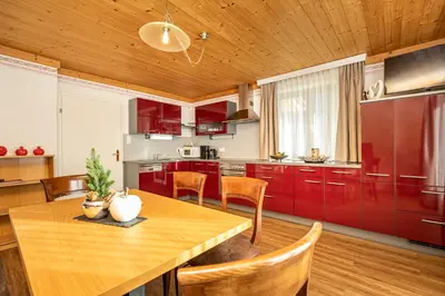 Küche/Küchenzeile in der Unterkunft Herzerl-Chalet Appartements