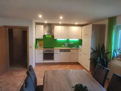 Küche/Küchenzeile in der Unterkunft Ferienwohnung in Weyregg am Attersee