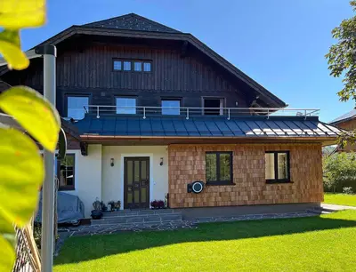 Das Gebäude in dem sich die Ferienwohnung befindet