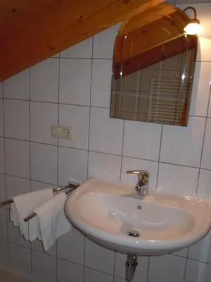 Ein Badezimmer in der Unterkunft Nebenhaus - Haus Heigl