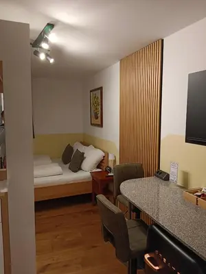 Ein Bett oder Betten in einem Zimmer der Unterkunft 1 Zimmer Appartement nahe Gmunden Top2
