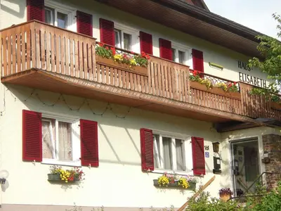 Ein Balkon oder eine Terrasse in der Unterkunft Ferienwohnungen Haus Elisabeth