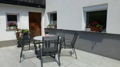 Ein Balkon oder eine Terrasse in der Unterkunft Ferienwohnung Rabennest