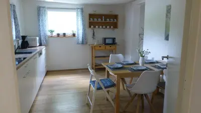 Küche/Küchenzeile in der Unterkunft Ferienwohnung Rabennest