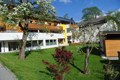Das Gebäude in dem sich die Ferienwohnung befindet