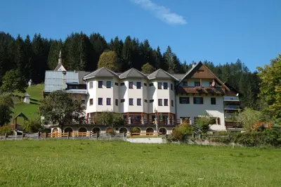 Das Gebäude in dem sich das Hotel befindet