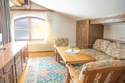 Ein Sitzbereich in der Unterkunft Seebad Appartements