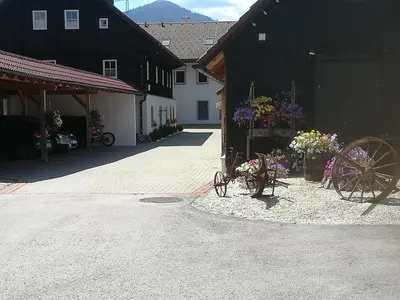 Ein allgemeiner Bergblick oder ein Berglick von der Ferienwohnung aus