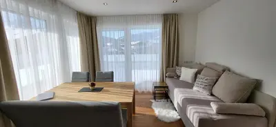 Ein Sitzbereich in der Unterkunft Villa Juwel