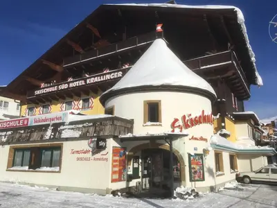 Das Gebäude in dem sich das Hotel befindet