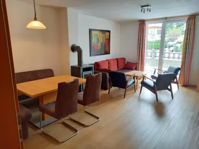 Ein Sitzbereich in der Unterkunft Haus Aineckblick, Liftstrasse 250, Top 3