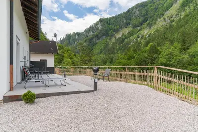 Ein allgemeiner Bergblick oder ein Berglick von der Ferienwohnung aus
