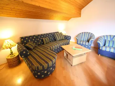 Ein Sitzbereich in der Unterkunft Scenic Apartment in Krispl Salzburg with Swimming Pool