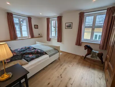 Ein Sitzbereich in der Unterkunft Seehaus Miglbauer