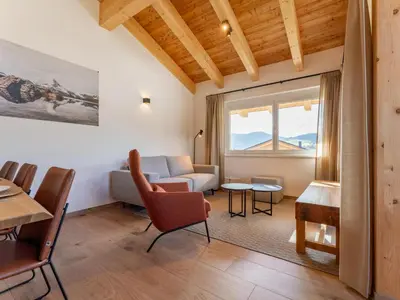 Ein Sitzbereich in der Unterkunft Grebenzen Lodge 51A