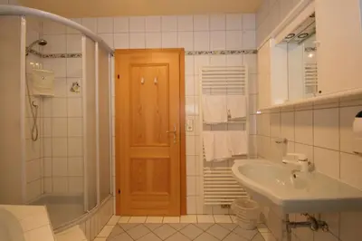 Ein Badezimmer in der Unterkunft Appartements Pichlhof