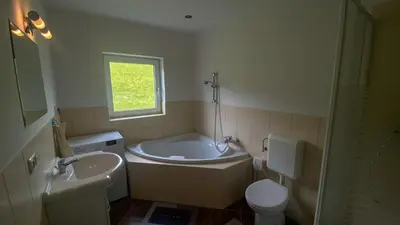 Ein Badezimmer in der Unterkunft Ferienwohnung Scheierlweg