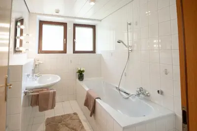 Ein Badezimmer in der Unterkunft Appartementhaus Hoamart Appartements