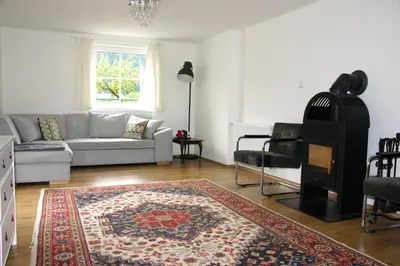 Ein Sitzbereich in der Unterkunft Chalet Gamsjäger