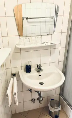 Ein Badezimmer in der Unterkunft Hotel Ledererwirt