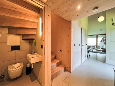 Ein Badezimmer in der Unterkunft Apartment Hideaway Planneralm by Jufa Hotels-2 by Interhome