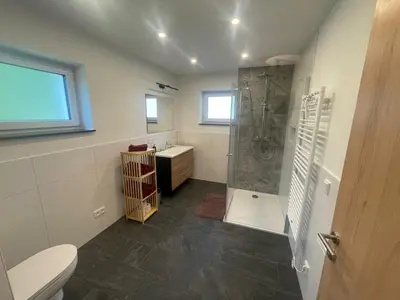 Ein Badezimmer in der Unterkunft Ferienwohnungen Steindl