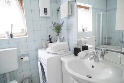 Ein Badezimmer in der Unterkunft FarawayHomes Studio St Wolfgang #4