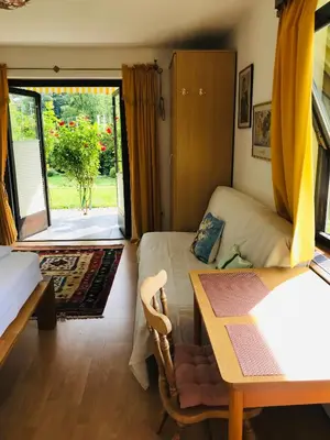 Ein Sitzbereich in der Unterkunft Ferienwohnung am Golfplatz