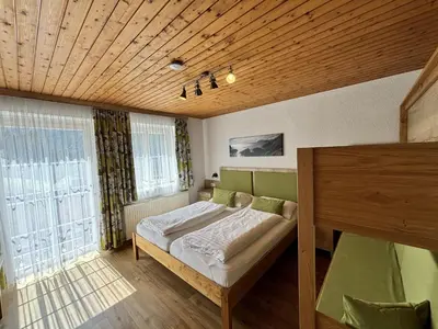 Ein Bett oder Betten in einem Zimmer der Unterkunft Apartment Furrach by Interhome