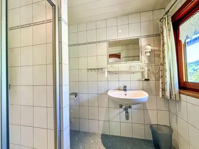 Ein Badezimmer in der Unterkunft Apartment Mölbegg by Interhome