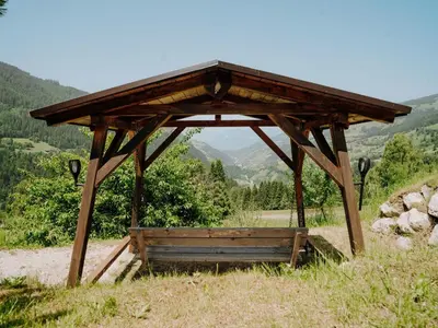 Ein allgemeiner Bergblick oder ein Berglick von der Ferienwohnung aus