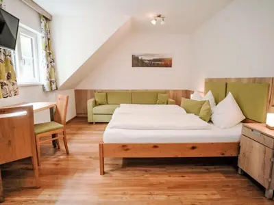 Ein Sitzbereich in der Unterkunft Apartment Donnersbach by Interhome