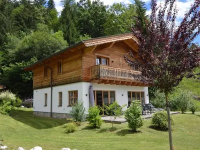 Das Gebäude in dem sich das Chalet befindet