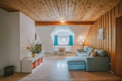 Ein Sitzbereich in der Unterkunft NaturparkResort Almmauer