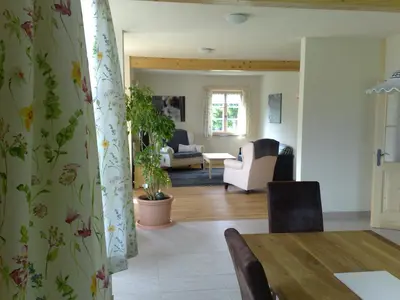 Ein Sitzbereich in der Unterkunft Landhaus Knödl-Alm