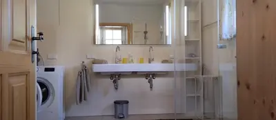 Ein Badezimmer in der Unterkunft Landhaus Knödl-Alm