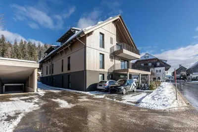 Das Gebäude in dem sich die Ferienwohnung befindet