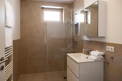 Ein Badezimmer in der Unterkunft Haus Gerti
