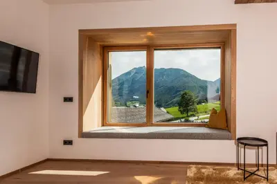 Ein allgemeiner Bergblick oder ein Berglick von der Ferienwohnung aus