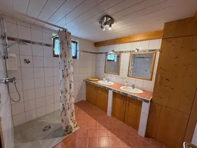 Ein Badezimmer in der Unterkunft Sauschneiderhof