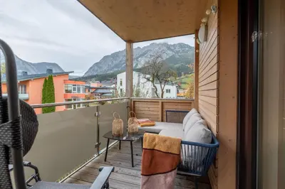 Ein allgemeiner Bergblick oder ein Berglick von der Ferienwohnung aus