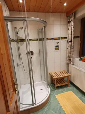 Ein Badezimmer in der Unterkunft Appartements Winter Anita