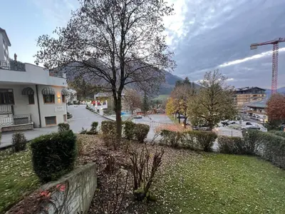 Ein allgemeiner Bergblick oder ein Berglick von der Ferienwohnung aus
