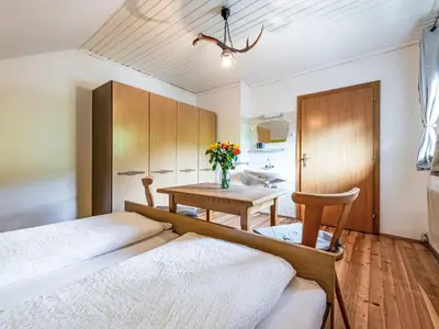Ein Bett oder Betten in einem Zimmer der Unterkunft Apartment Ferienwohnung Grimmingblick by Interhome
